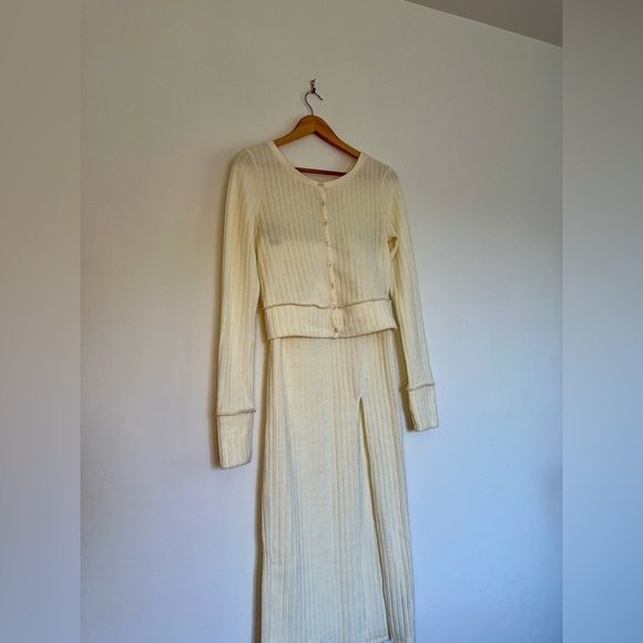 Out From Under BouncePlush Suki Ribbed Maxi Skirt and top - Picture 7 of 9